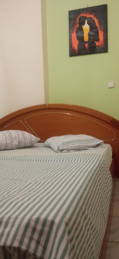 Evi'S Apartment Nafpaktos エクステリア 写真